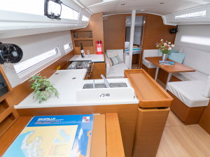 Sun Odyssey 410 „OSKAR new 2024 (air condition, solar panels)“ – fotka 12