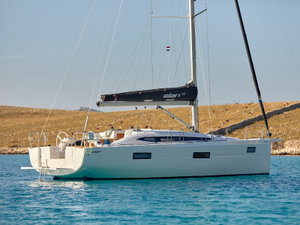 Elan 45 Impression „OLLIE new 2024 (air condition, cross-cut dacron sails)“ – fotka 1