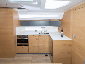 Elan 45 Impression „OLLIE new 2024 (air condition, cross-cut dacron sails)“ – fotka 6
