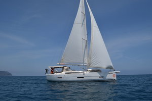 Dufour 430 GL „Little Mokoro“ – fotka 2