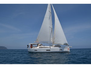 Dufour 430 GL „Little Mokoro“ – fotka 1