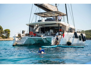 Lagoon 52 F „SERENITY I“ – fotka 1