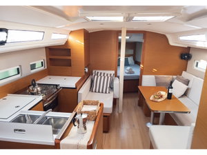 Sun Odyssey 410 „Irene“ – fotka 2