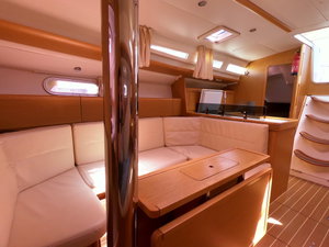 Sun Odyssey 42 „Praha“ – fotka 6