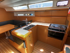 Sun Odyssey 409