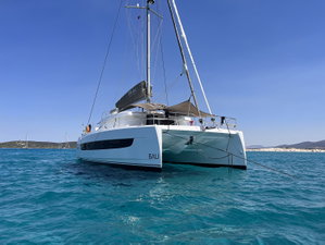 Bali 4.4 „BLISS LUXURY CATAMARAN“ – fotka 5