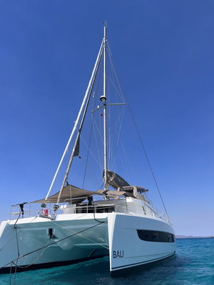 Bali 4.4 „BLISS LUXURY CATAMARAN“ – fotka 7