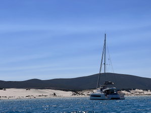 Bali 4.4 „BLISS LUXURY CATAMARAN“ – fotka 4