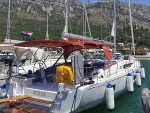 Oceanis 46.1 „BLUE SKY“ – fotka 1