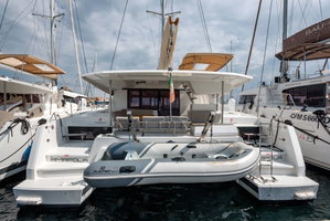 Astrea 42 „Amapola - A/C, Generator, Water maker. Solar panel“ – fotka 7