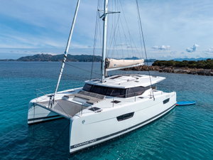 Astrea 42 „Amapola - A/C, Generator, Water maker. Solar panel“ – fotka 1