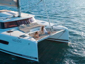 Astrea 42 „Amapola - A/C, Generator, Water maker. Solar panel“ – fotka 5