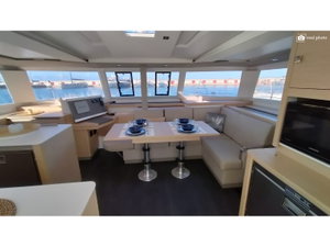 Astrea 42 „Agitation - A/C, Generator, Water maker. Solar panel“ – fotka 14