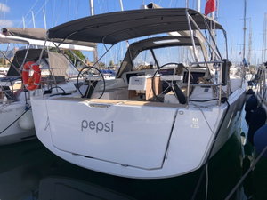 Dufour 430 GL „Pepsi“ – fotka 1