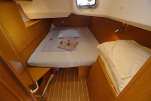 Sun Odyssey 44i „Night & Day“ – fotka 8