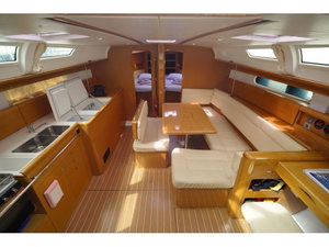Sun Odyssey 44i „Night & Day“ – fotka 11