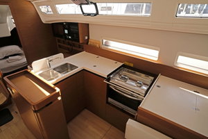 Sun Odyssey 410 „Bella Ciao“ – fotka 11
