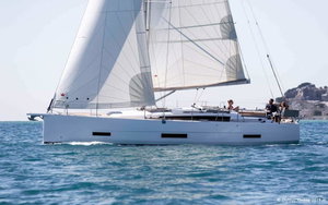 Dufour 390 „Mitoalla“ – fotka 2