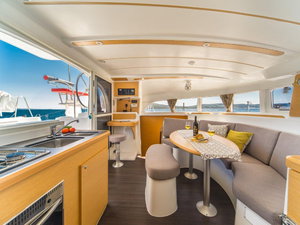 Lagoon 380 „Maestro“ – fotka 5