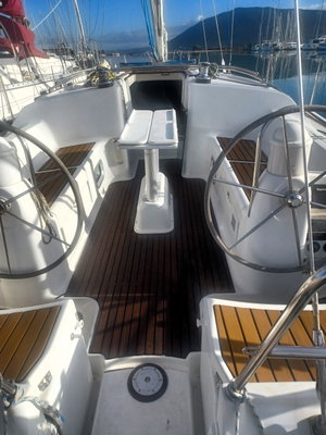 Sun Odyssey 40.3 „Evina“ – fotka 3