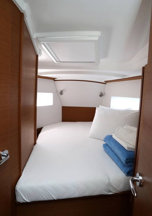 Sun Odyssey 380 „Red Kiss“ – fotka 15