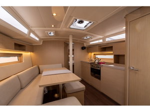 Oceanis 37.1