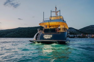 Cyrus 34 „Dream“ – fotka 34