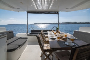 Lagoon 50