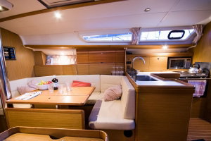 Sun Odyssey 39i „Juna“ – fotka 9