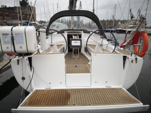 Hanse 348 „First Wind“ – fotka 2