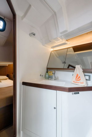 Oceanis 46.1 „Circe - Water maker, Solar Panel“ – fotka 23
