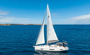 Dufour 470 „Dione - Water maker, Solar Panel“ – fotka 16
