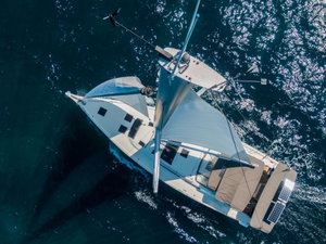Dufour 530 „Olimpia - A/C, Generator, Water maker“ – fotka 8