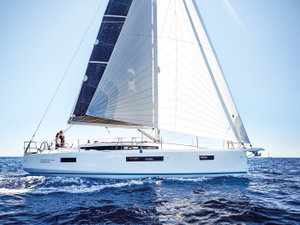 Sun Odyssey 410 „Night Flower“ – fotka 1