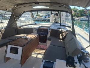 Dufour 530 „Atua“ – fotka 1
