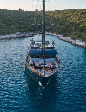 Luxury Sailing Yacht „Rara Avis“ – fotka 27