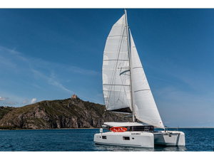 Lagoon 42 „Almalù - A/C, Generator, Water maker“ – fotka 1