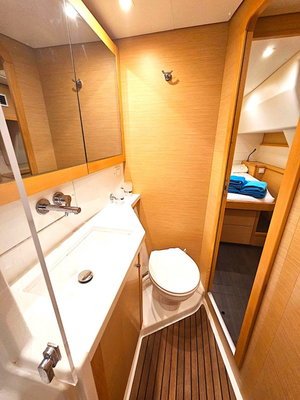 Lagoon 450  Flybridge