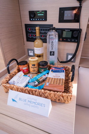 Oceanis 37.1 „PIPERI“ – fotka 13