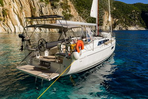 Oceanis 37.1 „PIPERI“ – fotka 20