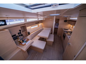 Oceanis 37.1 „PIPERI“ – fotka 19
