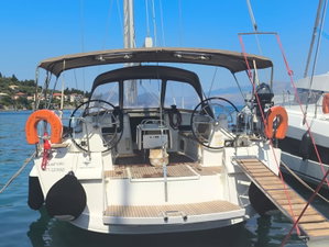 Sun Odyssey 519