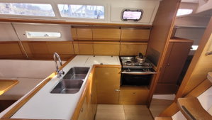 Sun odyssey 379 „Grenat“ – fotka 12
