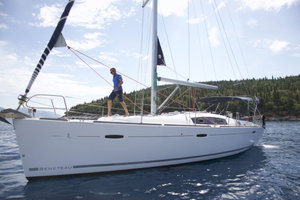 Oceanis 43
