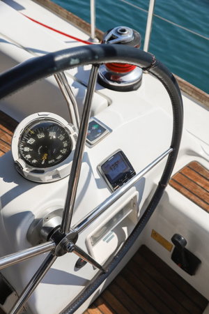 Oceanis 43