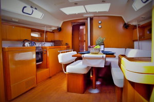 Oceanis 43