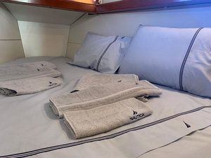 Oceanis 43