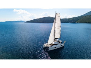 Lagoon 42 „LUNA“ – fotka 1