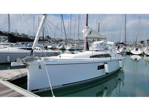Oceanis 30.1 „Mojito“ – fotka 1