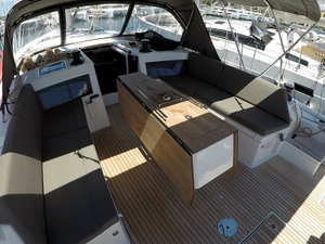 Dufour 470 „Avanti“ – fotka 6